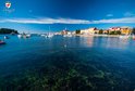 Pogled na grad Rovinj sa šetališta